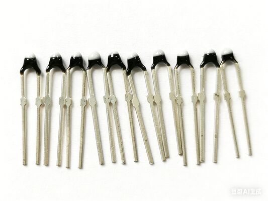 0.5 Termistore epossidico a filo piombo in lega 42